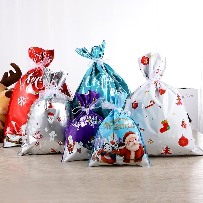 Santa's Candy Gift Bags-eigoods